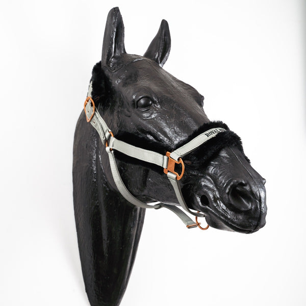 Royal Equestrian Fur Halter Silver Black Full